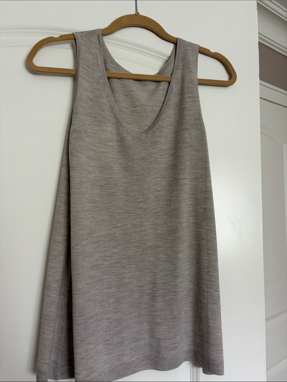 Kinross Taupe V-Neck Sleeveless Knit Tank